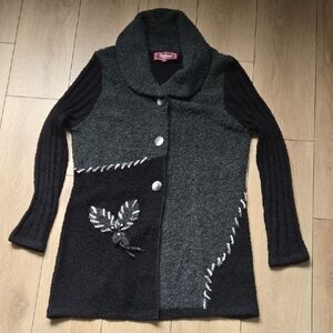 Feelings grey and black cardigan Sz XXL